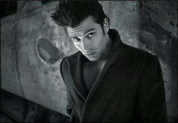 Mastering the Wool Beret: Your Ultimate Guide to Timeless Elegance in London Fashion